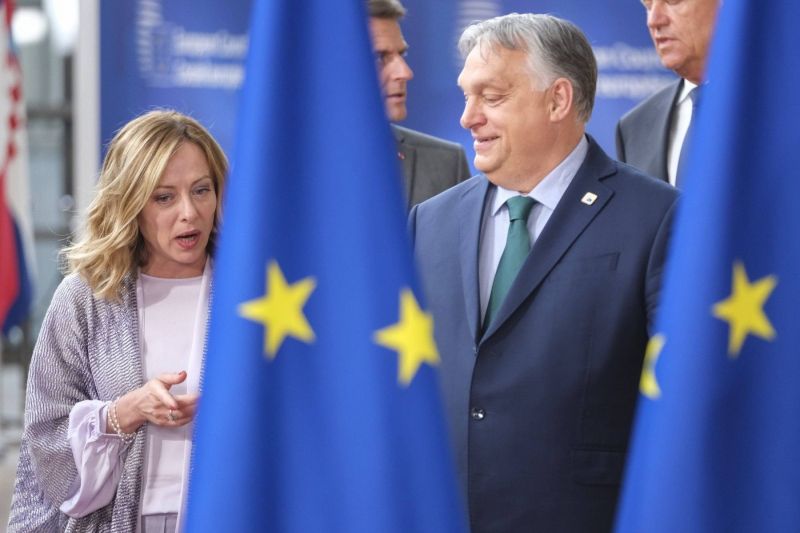 Grupul lui Viktor Orban și Le Pen, exclus de la împărțirea posturilor de conducere în Parlamentul UE. Meloni a primit mai multe funcții