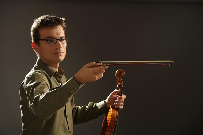 Alexandru Tomescu, Foto: Orchestrele si Corurile Radio