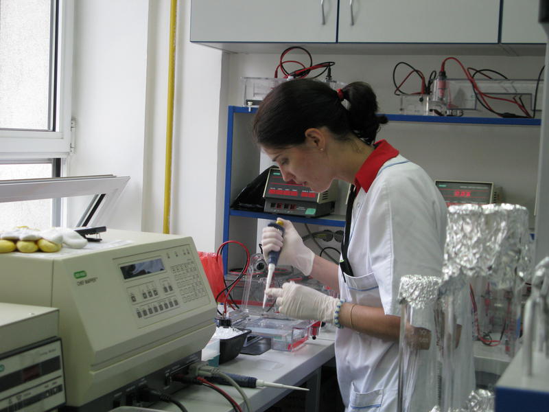 Laboratorul de Epidemiologie Moleculara al Institutului Cantacuzino, Foto: Hotnews