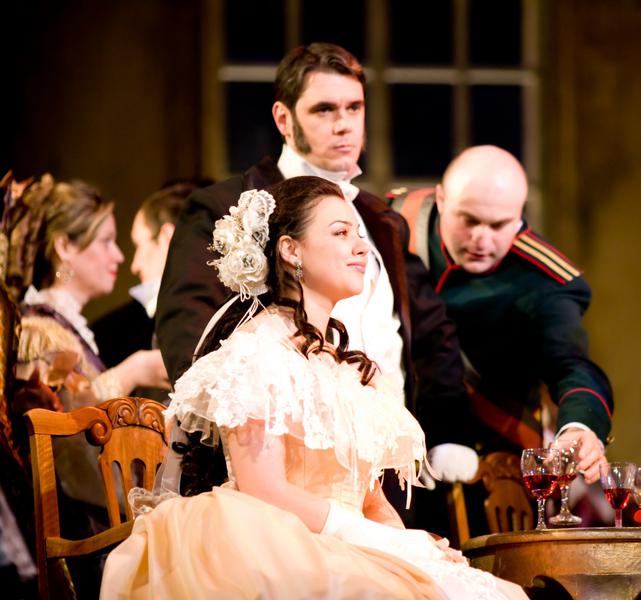 Opera Evgheni Oneghin, regia Ion Caramitru, Foto: Opera Nationala Bucuresti