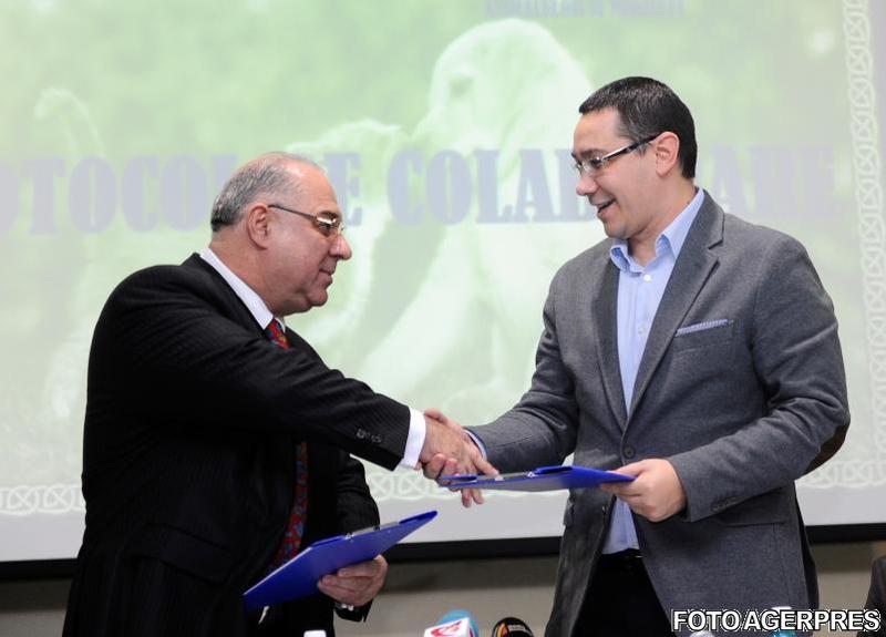 Marius Marinescu si Victor Ponta, la semnarea protocolului de colaborare, Foto: Agerpres