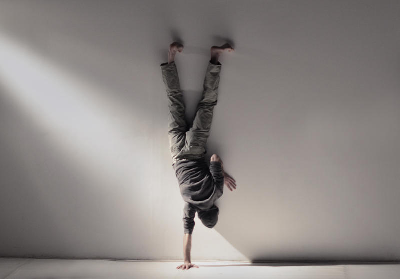 Istvan Teglas in Dance a Playful body, Foto: Dani Ionita