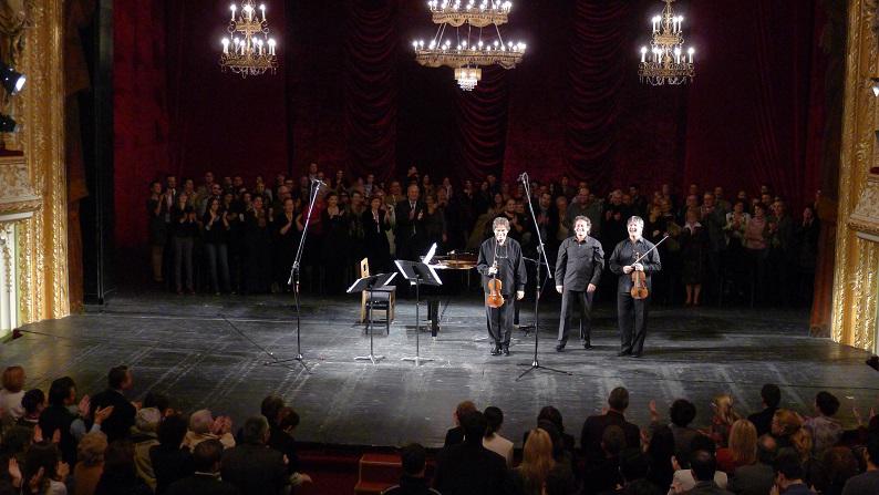 'Duelul viorilor' la Opera Romana Iasi , Foto: Radio Romania