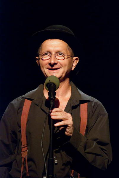 Horatiu Malaiele: foto: Sedi Isco, Foto: Teatrul de Comedie