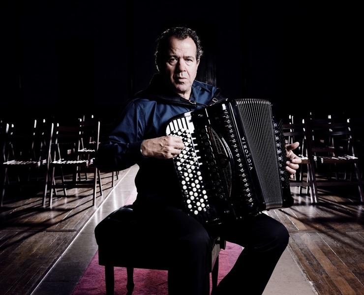 Richard Galliano: foto Vincent Catala, Foto: Orchestrele si Corurile Radio