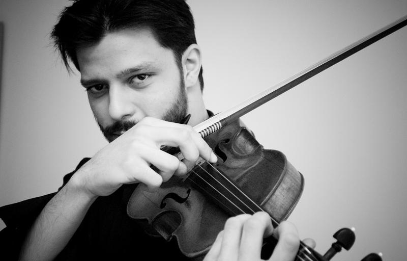 Violonistul Razvan Stoica, Foto: Orchestrele si Corurile Radio