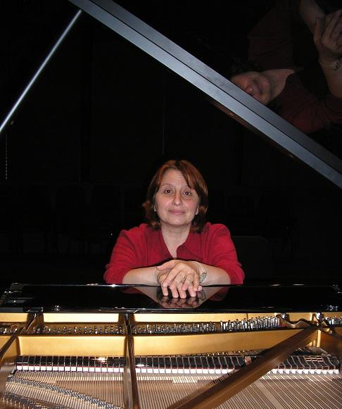 Dana Borsan, Foto: Orchestrele si Corurile Radio