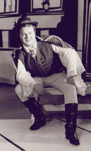 Tenorul Corneliu Fanateanu, Foto: Opera Nationala Bucuresti