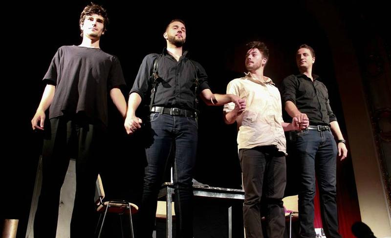 Spectacolul Omul-perna, Foto: Godot Cafe Teatru