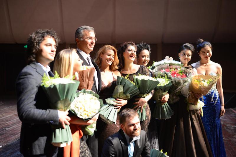 Triumf al tinerilor artisti lirici romani in China, Foto: Arhiva personala Mariana Nicolesco