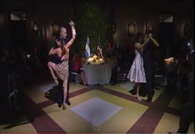 Barack Obama dansand tango, Foto: Captura YouTube