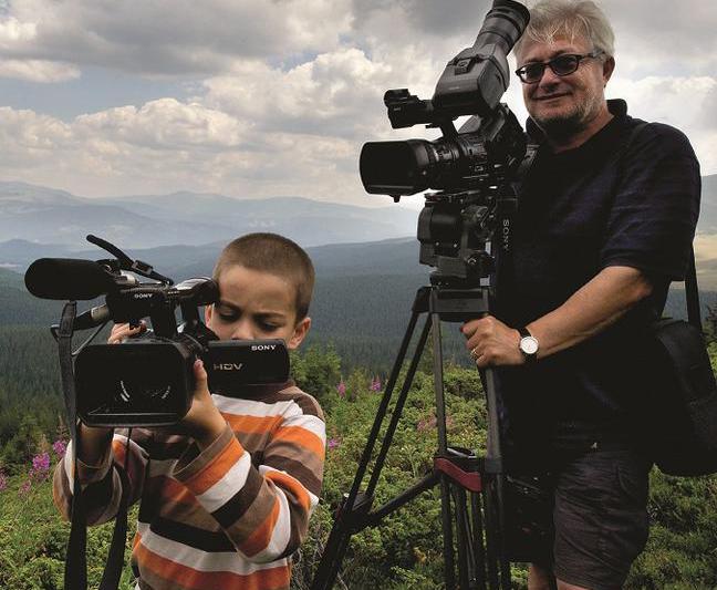 Dumitru Budrala la filmarile Drumul regilor - Transalpina, Foto: Astra Film