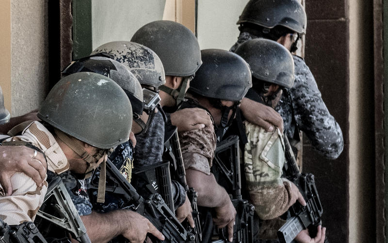 Militari irakieni in timpul unor exercitii in baza KASOTC din Iordania, Foto: Hotnews