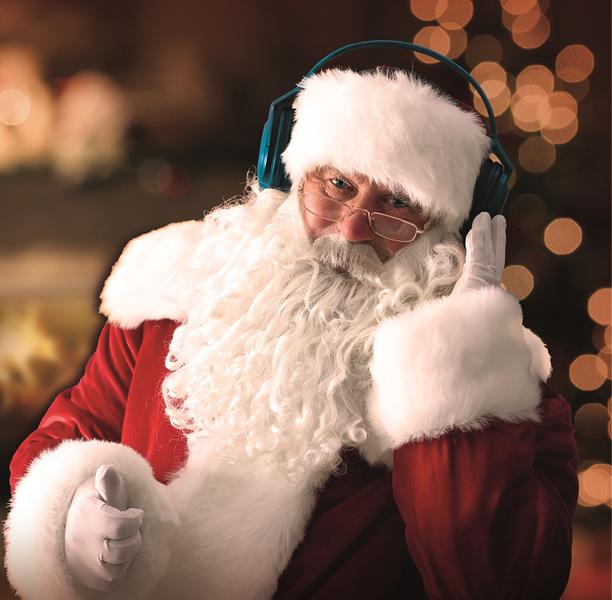 Mos Craciun, la radio, Foto: Itsy Bitsy