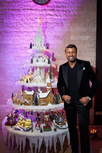 Brad realizat de Botezatu, adjudecat pentru 127.500 de euro, Foto: Facebook / Salvati Copiii