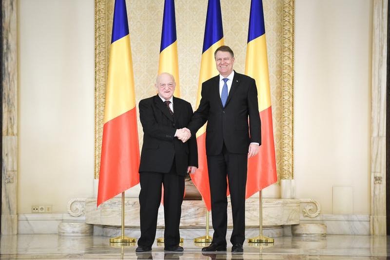 Aurel Vainer, decorat de Iohannis, Foto: Presidency.ro