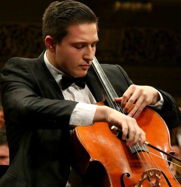 Violoncelistul Stefan Cazacu, Foto: Orchestrele si Corurile Radio