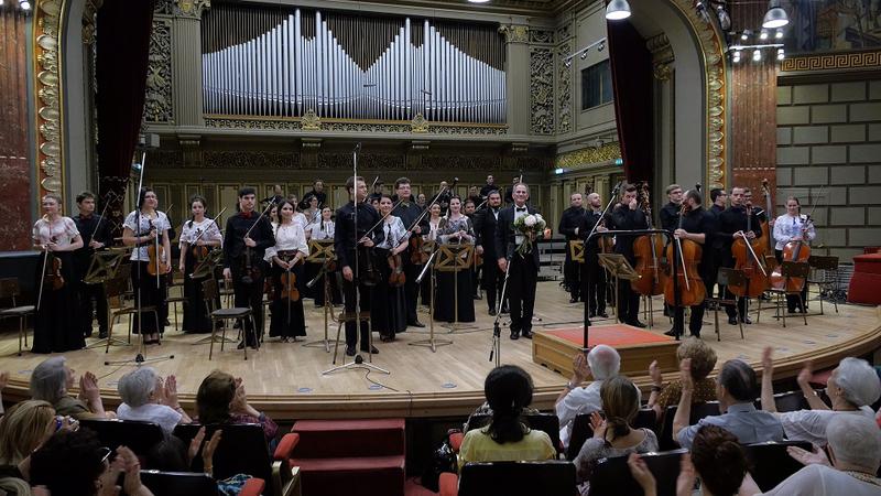 Orchestra Român de Tineret: Foto Virgil Oprina, Foto: