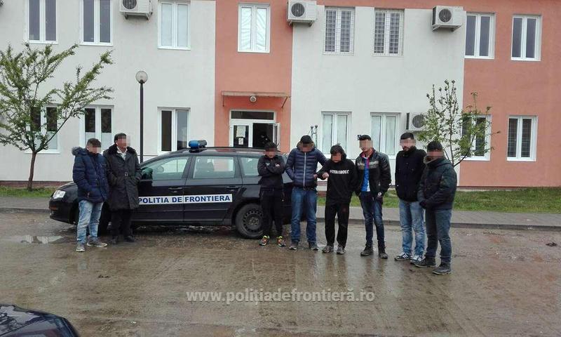 21 de migranti, prinsi la granita cu Serbia, Foto: Politia de Frontiera