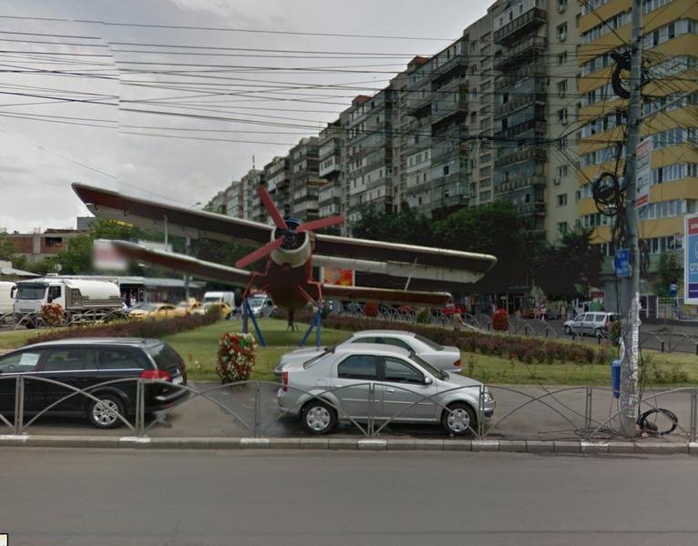 Avionul de pe Sos. Colentina, Foto: Google Maps