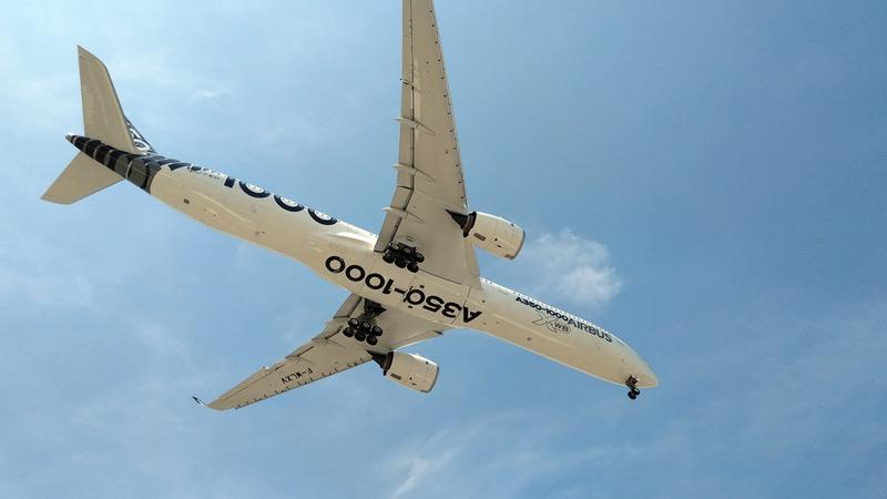 Airbus A350-1000, Foto: HotNews.ro / Victor Cozmei