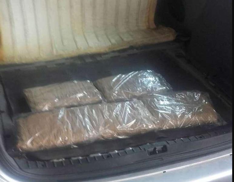 Marijuana ascunsa in masina unui bulgar, Foto: Politia de Frontiera