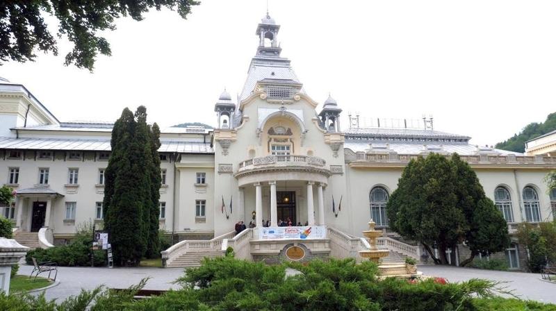 Casino Sinaia: Foto Virgil Oprina, Foto: Tinerimea Romana