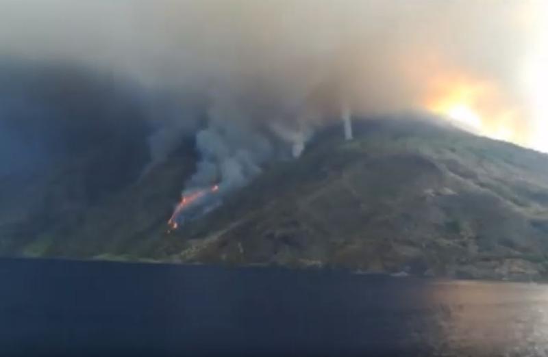 Eruptie Stromboli, Foto: Captura YouTube