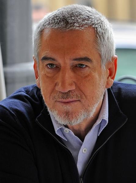 Dan Chisu, Foto: Poster