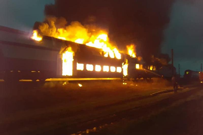 Tren in flacari, Foto: Facebook/ ISU - Teleorman