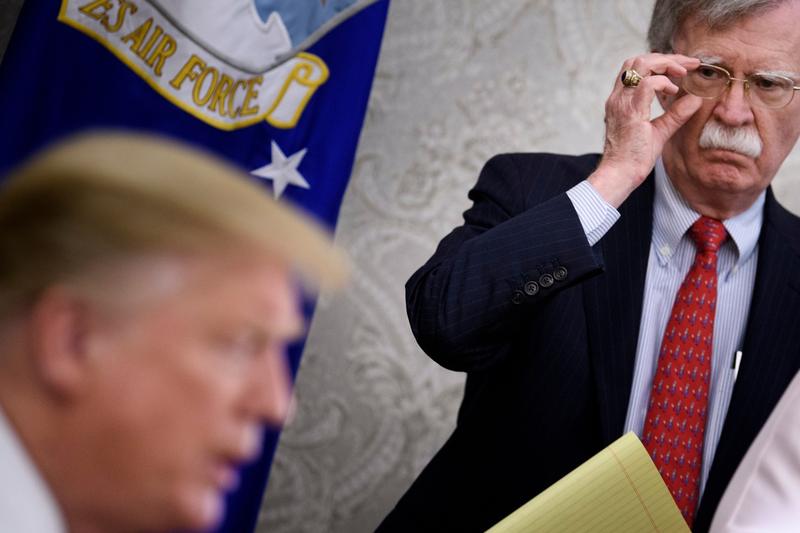 John Bolton si Donald Trump, Foto: Brendan Smialowski / AFP / Profimedia