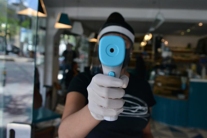 Termometru coronavirus, Foto: Carlos Tischler / Shutterstock Editorial / Profimedia