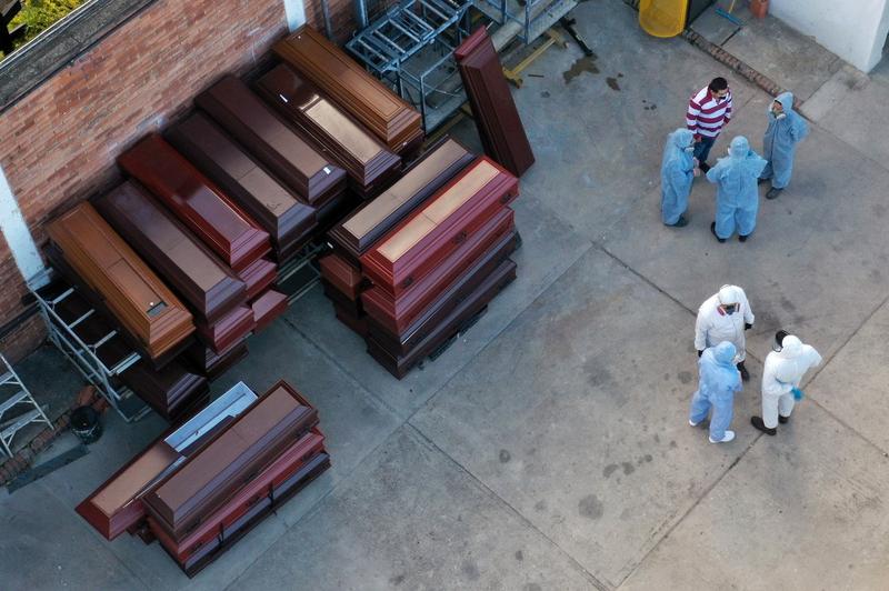 Sicrie decedati Covid-19 Columbia, Foto: Daniel MUNOZ / AFP / Profimedia