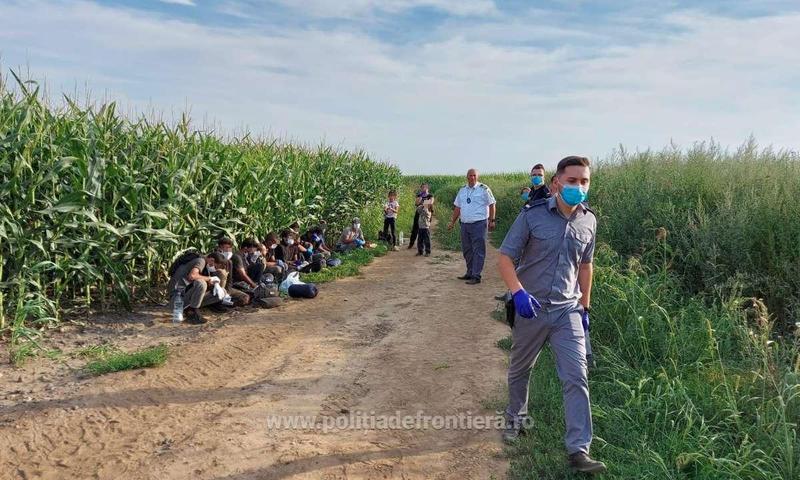 Irakieni si sirieni, opriti la frontiera, Foto: Politia de Frontiera