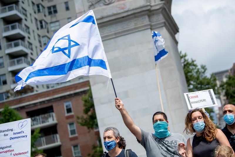 Israelienii protesteaza impotriva lui Netanyahu, Foto: Roy Rochlin / Shutterstock Editorial / Profimedia