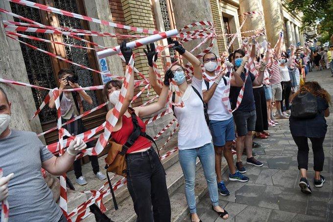 Lant uman la Budapesta (sursa foto: Twitter), Foto: Hotnews