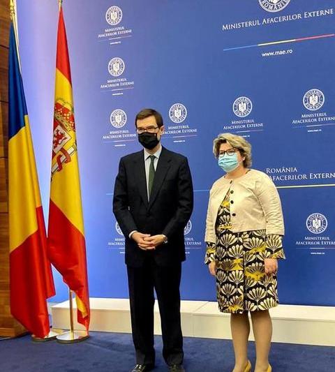 Iulia Matei și Juan Gonzalez Barba, Foto: Ambasada Romaniei in Spania