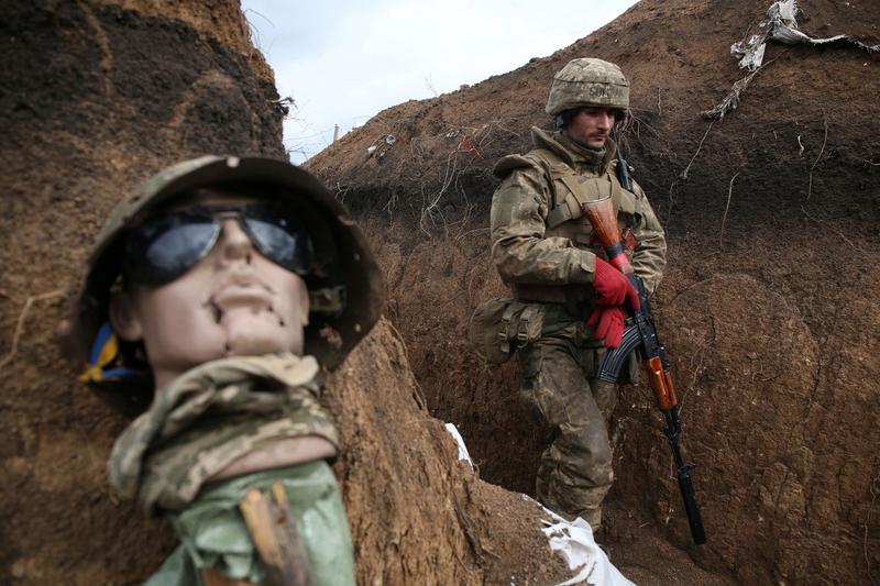 Soldat ucrainean in Donbas, Foto: STR / AFP / Profimedia
