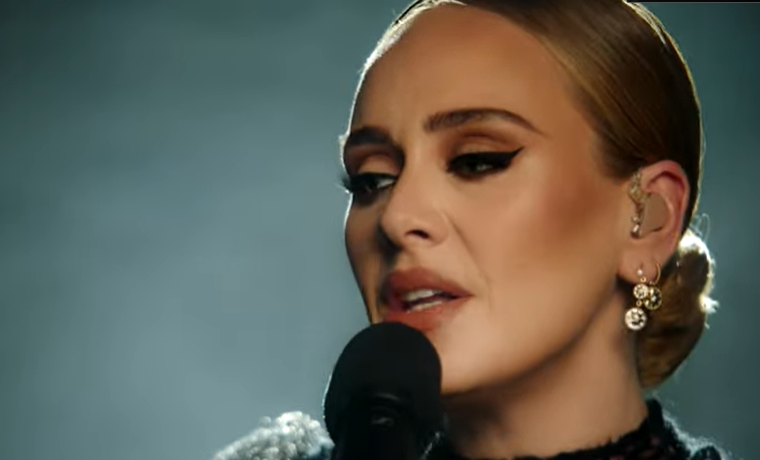 Adele, Foto: Captura YouTube