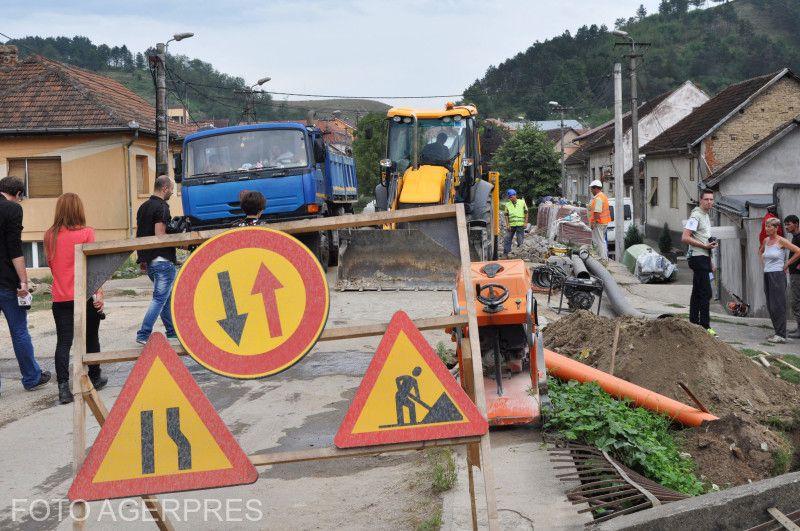 Lucrari retea apa si canalizare, Foto: AGERPRES