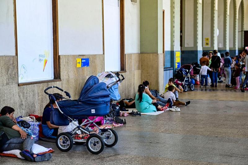 Refugiaţi ucraineni în gara din Praga, Foto: CTK / Alamy / Alamy / Profimedia