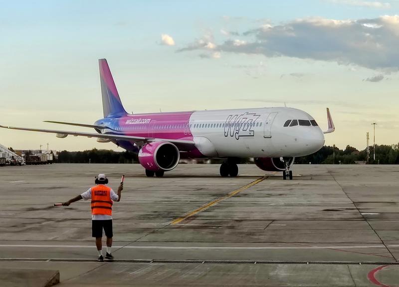 Avion WizzAir, Foto: HotNews.ro / Victor Cozmei