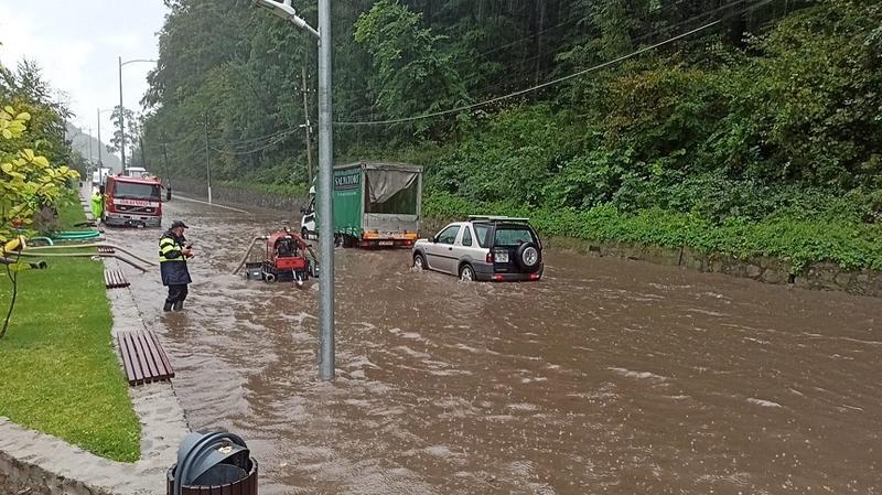 inundatii pe Valea Oltului, Foto: news.ro