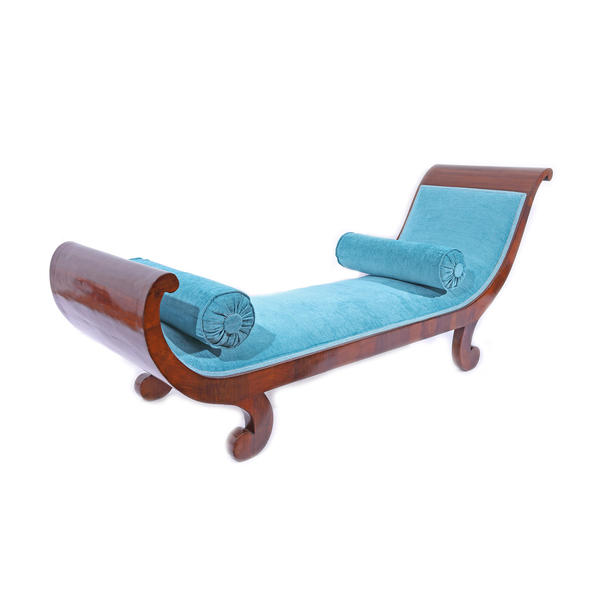 Garnitură Art Deco, formată din récamier, trei fotolii cu taburet și masă, cca. 1920, Foto: Artmark