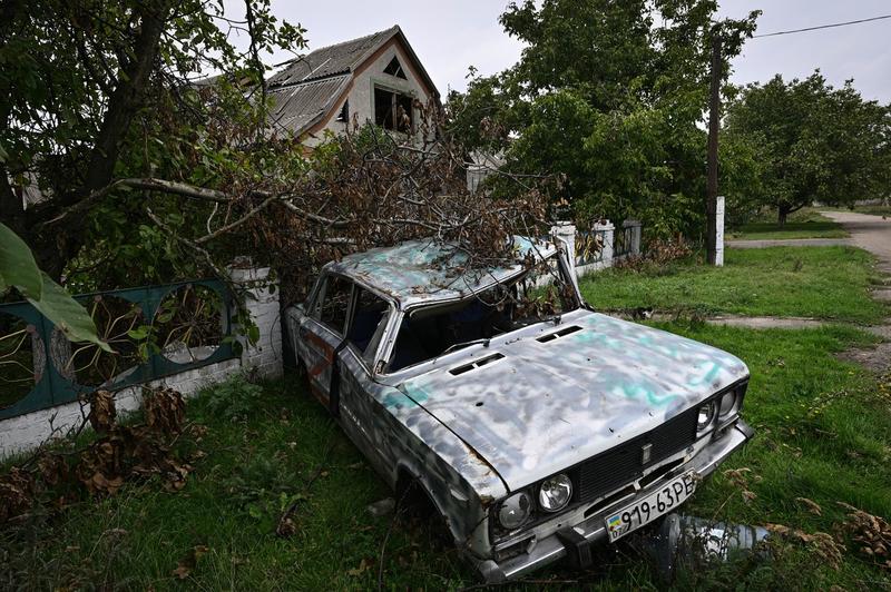 Imagini dezolante într-o localitate din Herson, recent eliberată de sub ocupația rusească, Foto: Genya Savilov / AFP / Profimedia Images