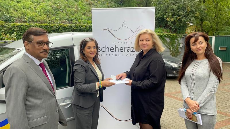 Fundația Scheherazade a donat un microbuz persoanelor cu nevoi speciale din regiunea Harkov - Ucraina, Foto: Fundația Scheherazade