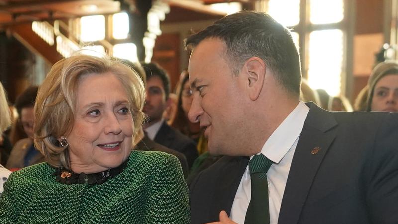 Leo Varadkar a stat langa Hillary Clinton cu doar cateva ore inainte sa faca gluma, Foto: Niall Carson / PA Images / Profimedia