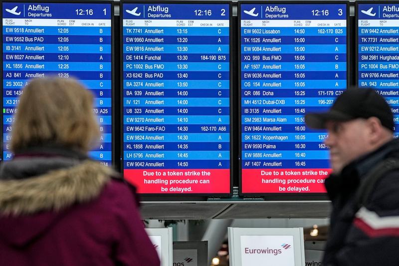 Curse aeriene anulate în Germania, Foto: Martin Meissner / AP / Profimedia