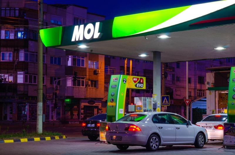 Benzinărie MOL, Foto: Gabriel Preda / Alamy / Alamy / Profimedia