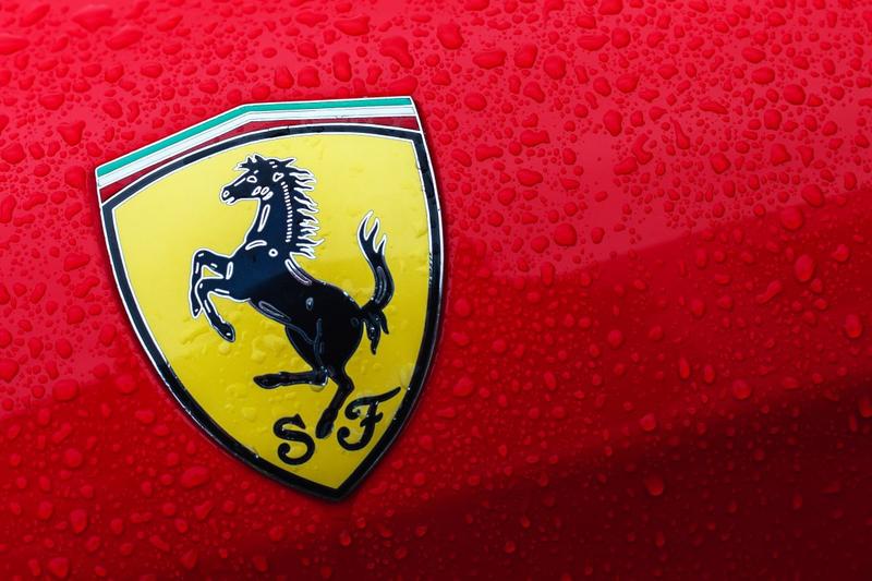 Logo Ferrari, Foto: Shutterstock